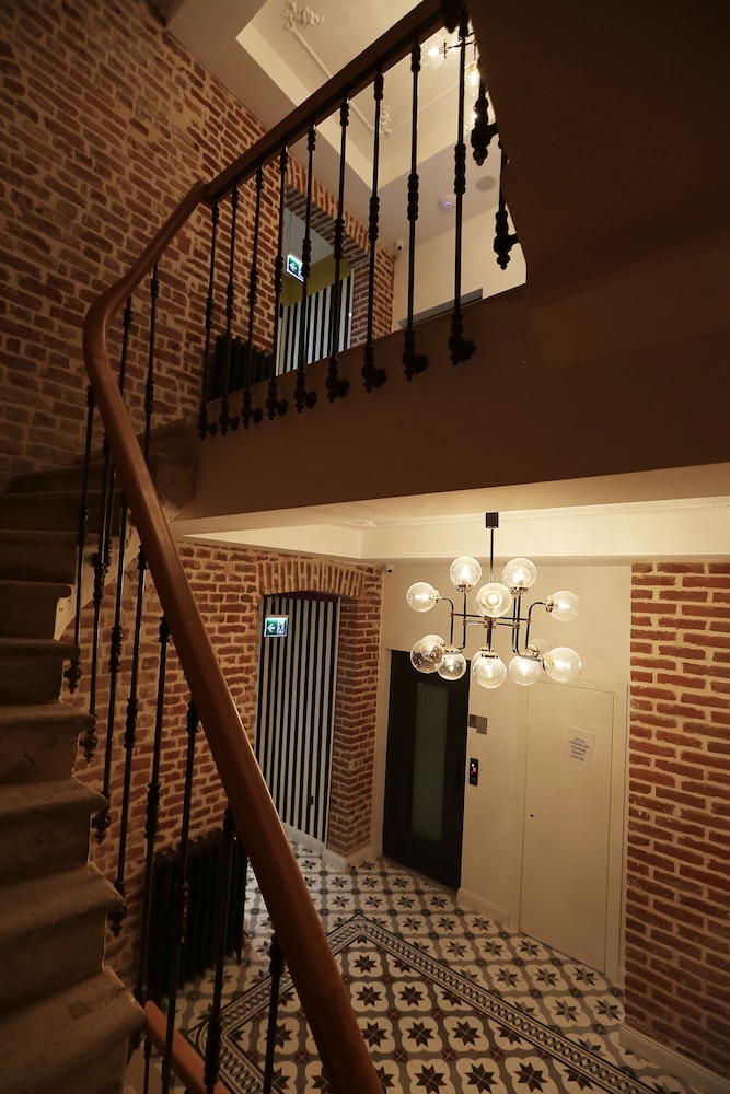 Royal Tophane - Image 22