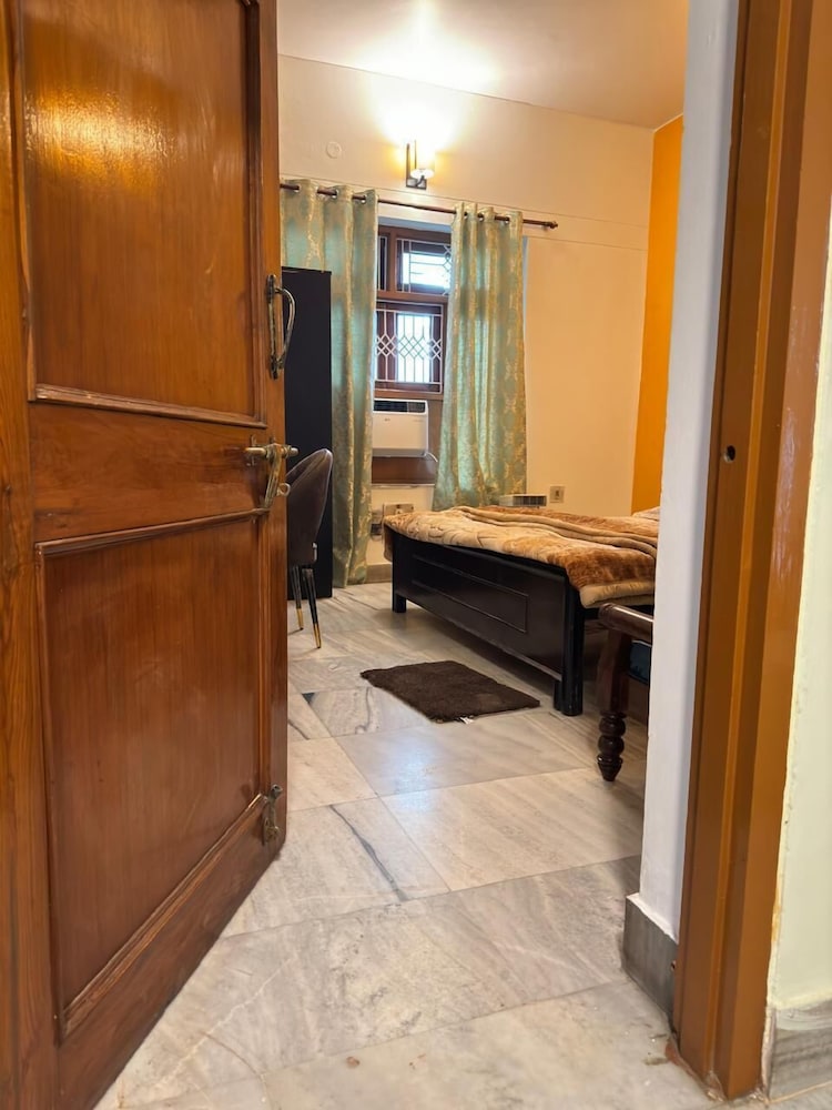 Mishra's Bungalow