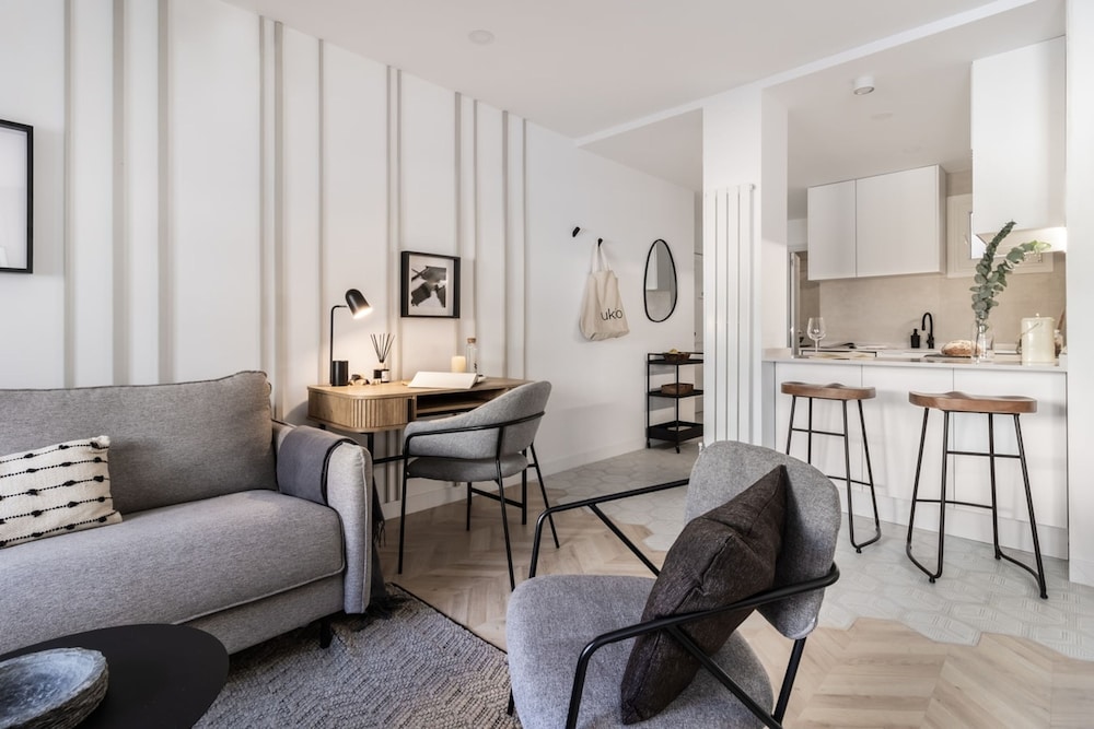 Abanico - 1 Bedroom and Pool in Chamber