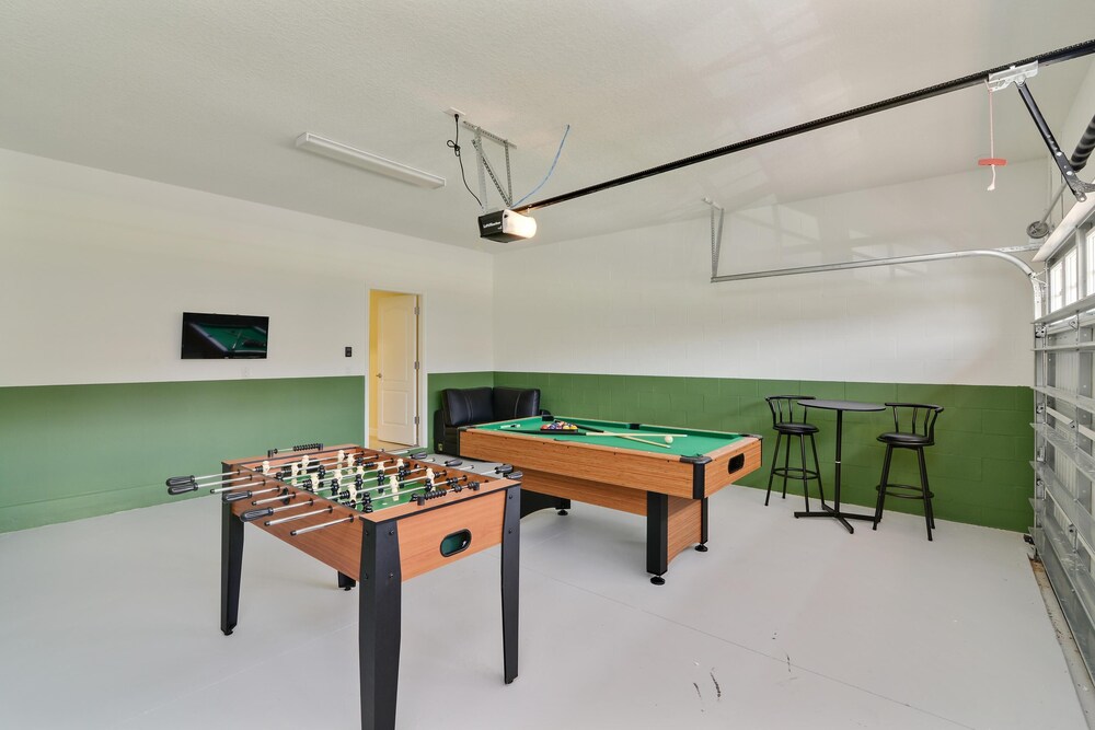 Sunny Vacations by VillaDirect - Image 3