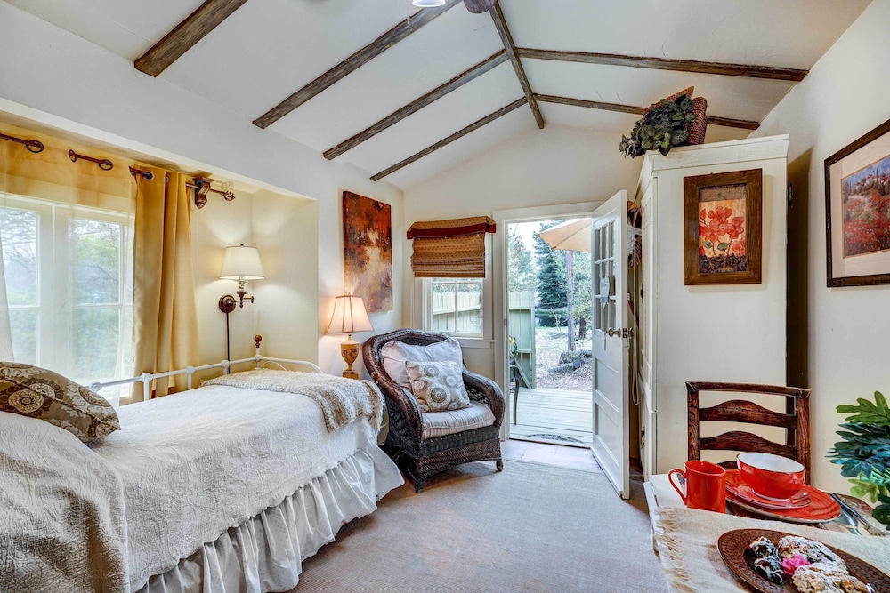 Grass Valley Vacations - Charming Tiny Home w/ Deck  Pond Access! - Property Image 5