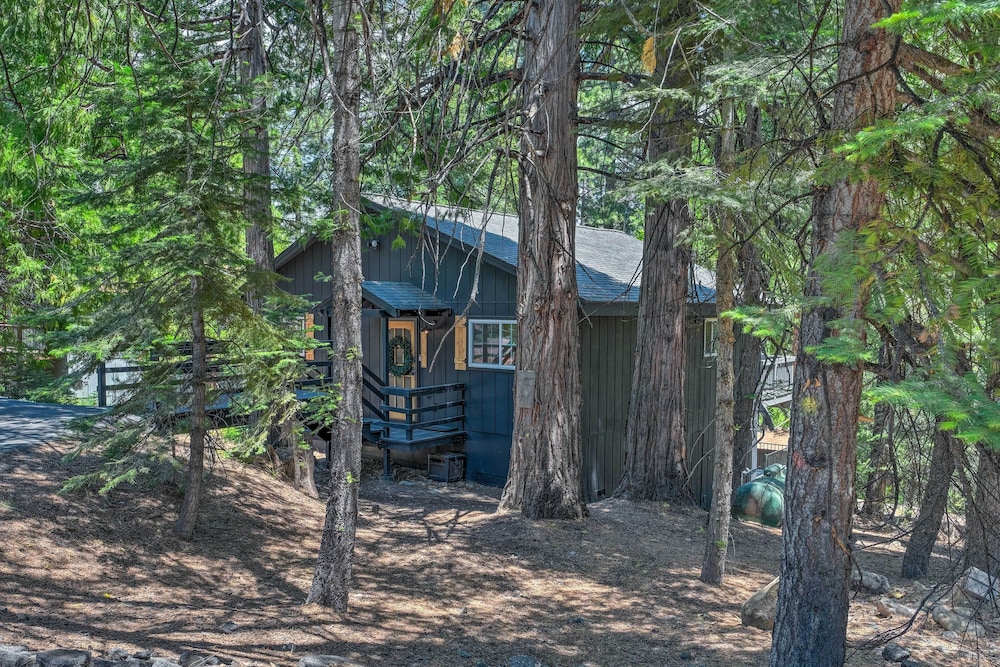 Cold Springs Escape: A/c, Hot Tub, Generator, Wifi view 4