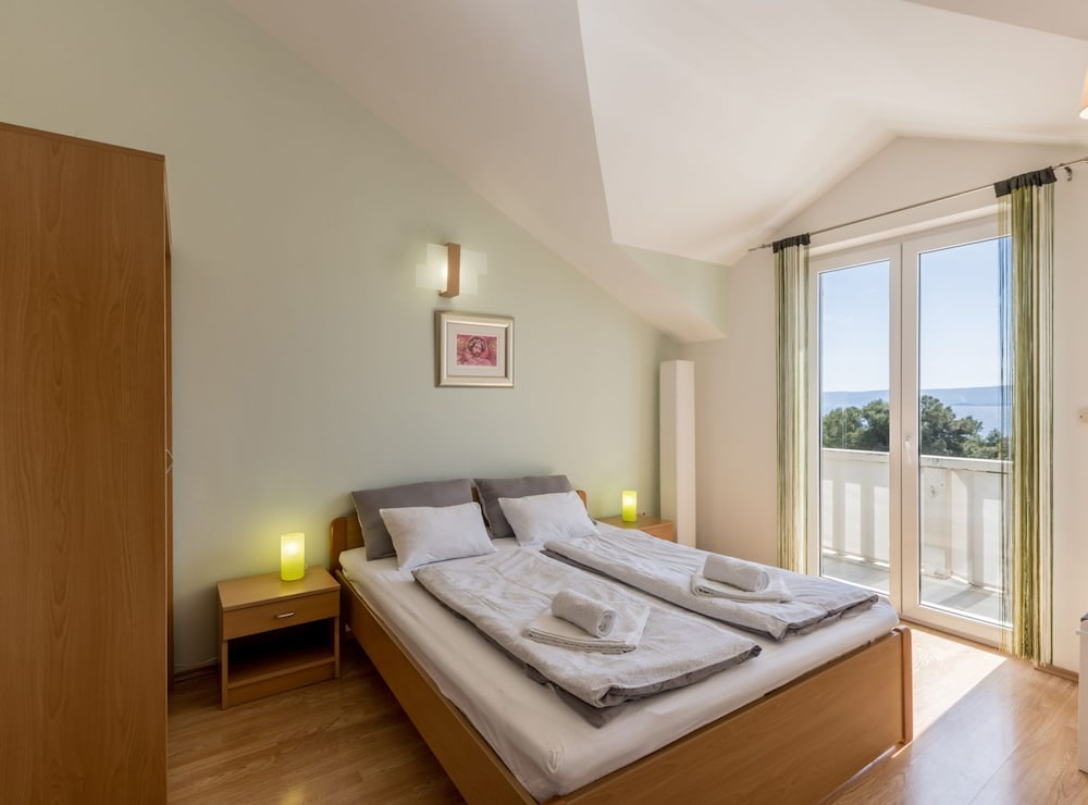Adriatic Island Sea View Apartments