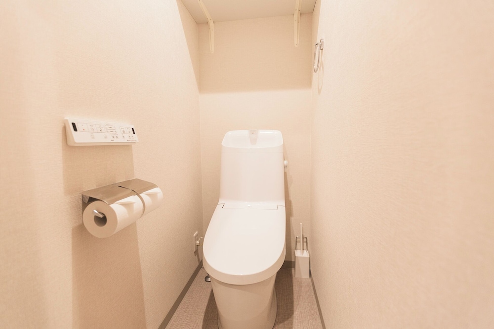 b&FLAT-Hanazono