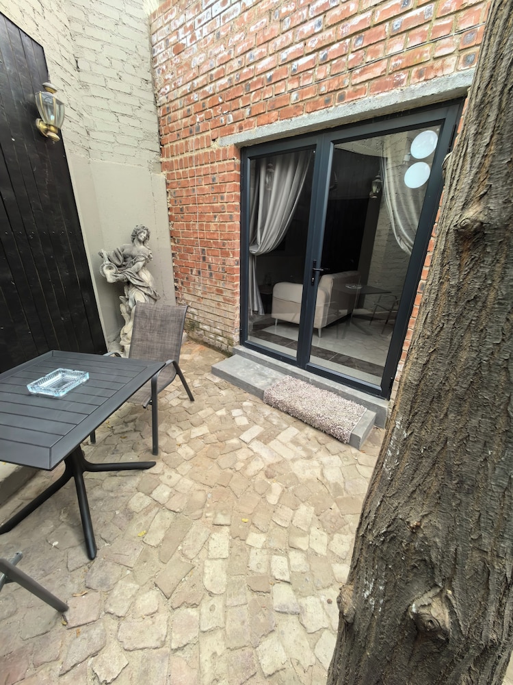 Bryanston Palms Accommodation