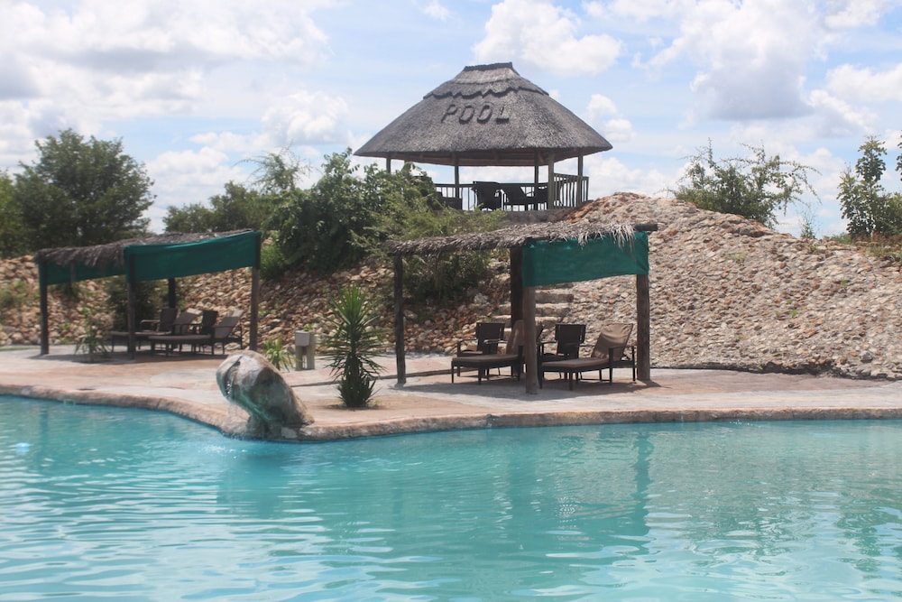 Pelican Lodge and Camping