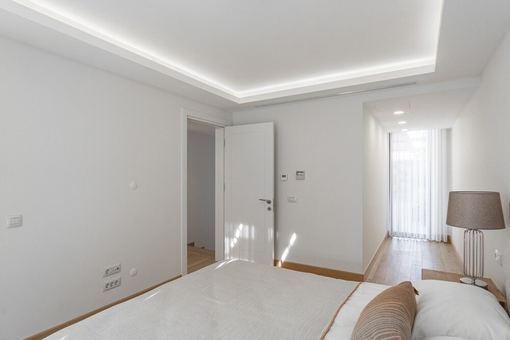 Tranquil Yalıkavak Retreat: Private Pool, Sea Views & Family Paradise view 5