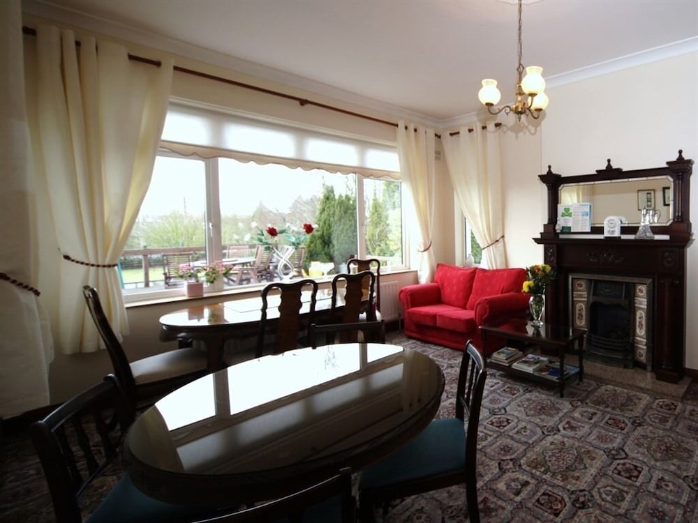Launard House