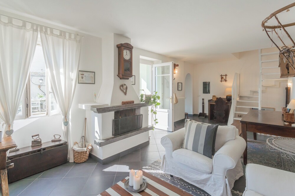 Giuliano's House - Amazing Lake View by Rent all Como