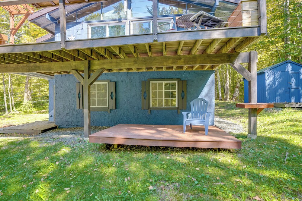 Treehouse Chalet Near Mt. Snow w/ On-site Trails!