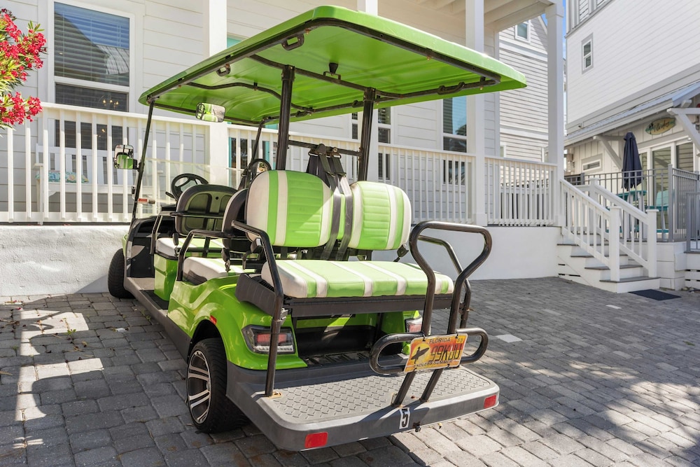 Mins to Beach Access + Pet-friendly + Golf Cart 30A White Sands by Avantstay