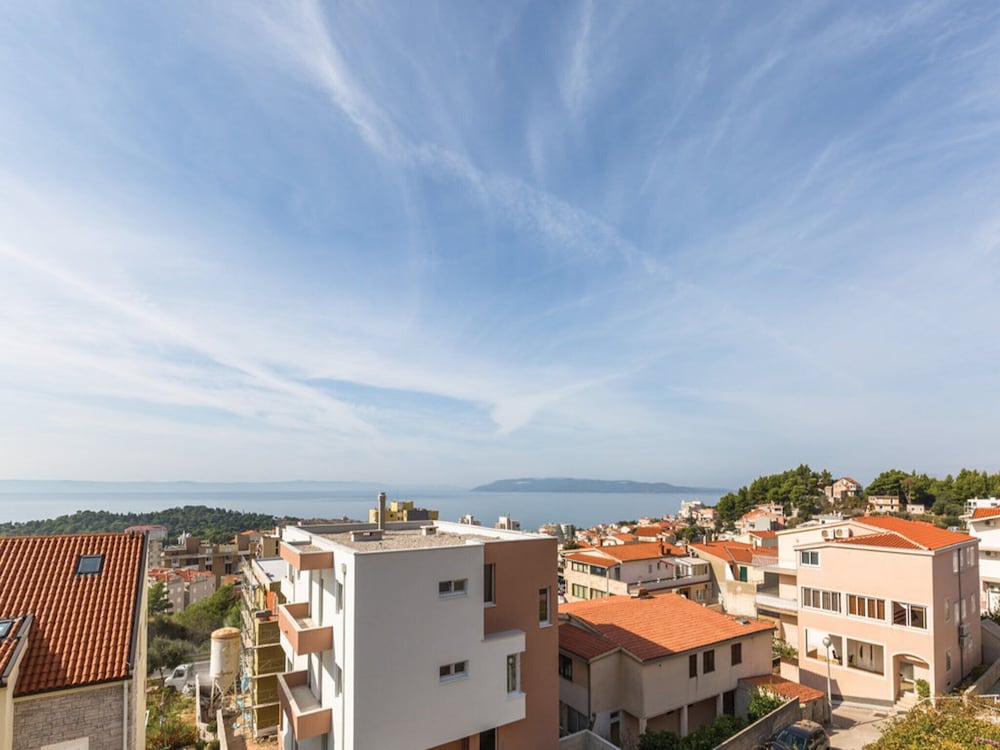Cozy 1 Bedroom Apartment in Makarska