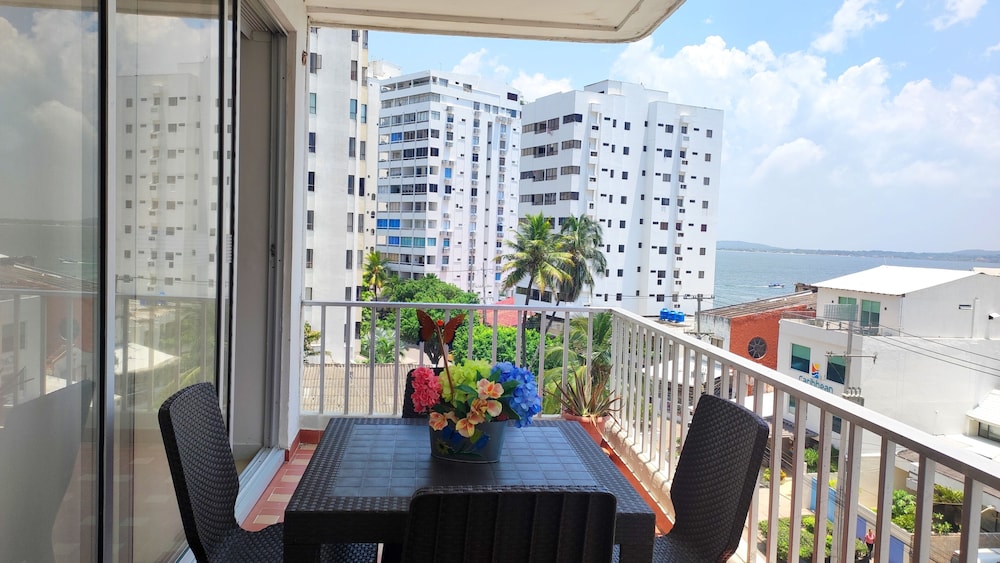 Beautiful Apartment in Bocagrande