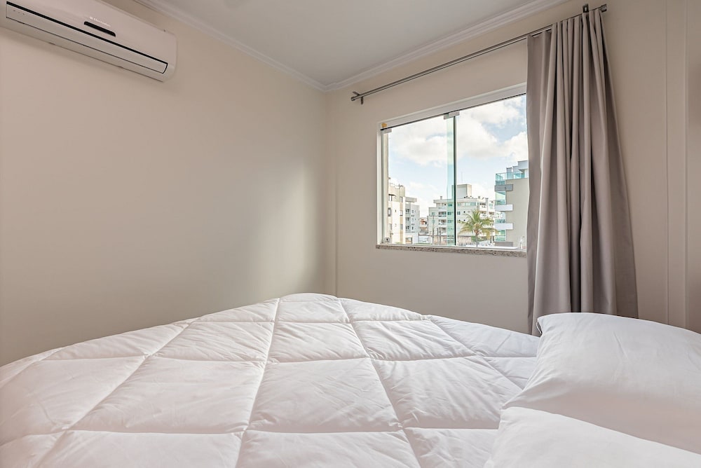 Apt W/balcony 160m Bombas Beach Col102
