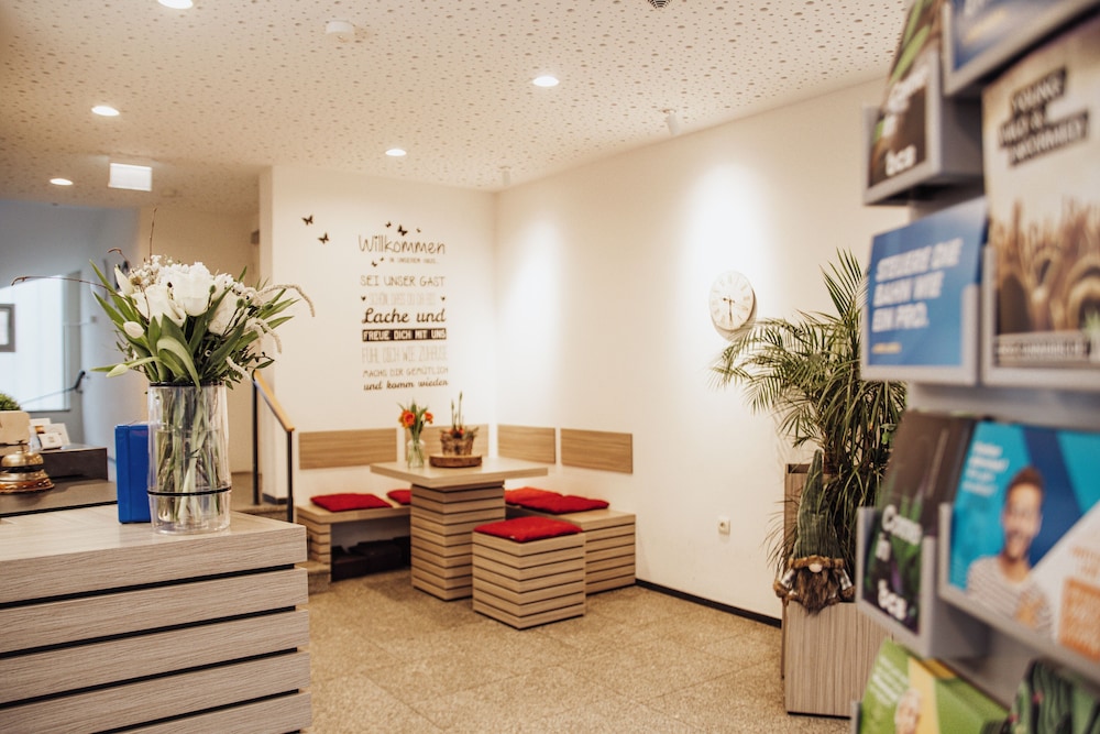 Berlin Vacations - Central Hotel Garni - Property Image 10