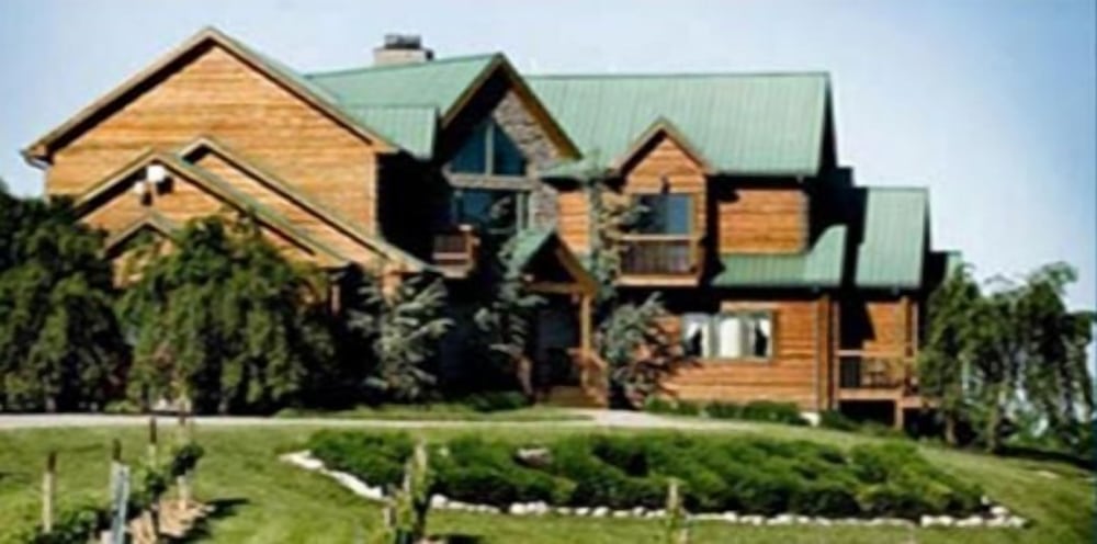 Elk Creek Lodging