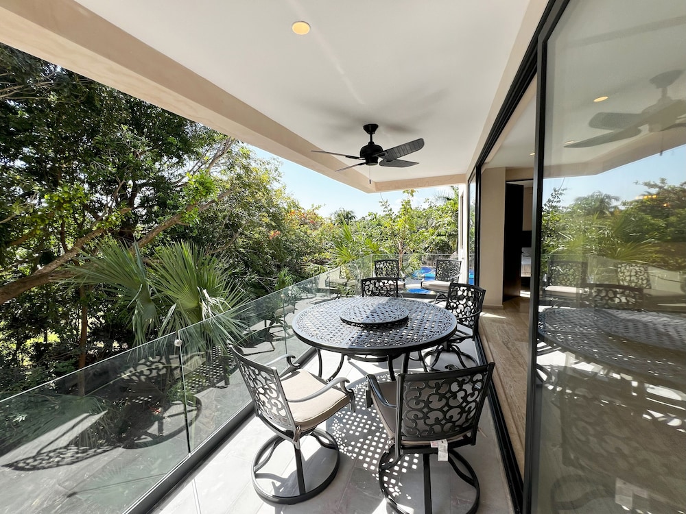Modern Condo Jungle Retreat