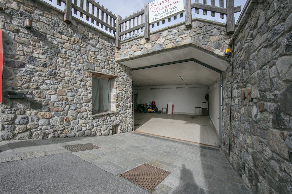 Photo 23