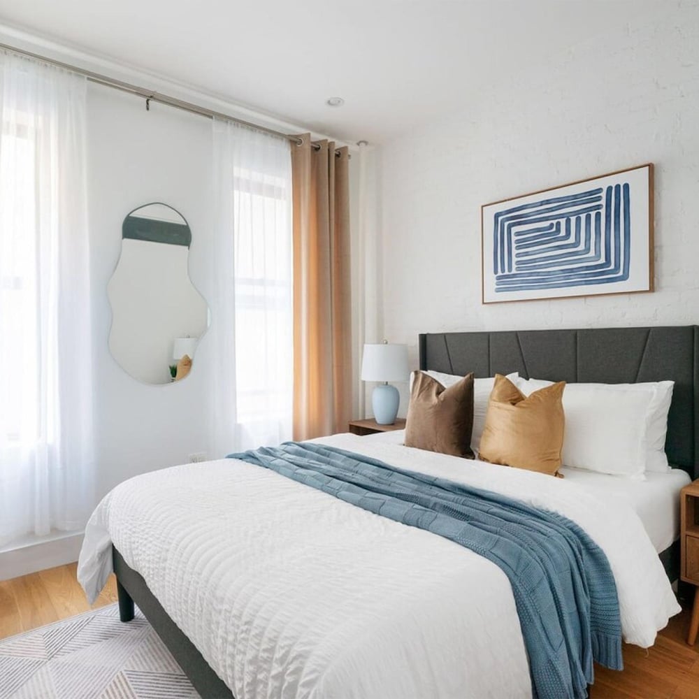 1290-8 New Renovated 2 Bedrooms in UES