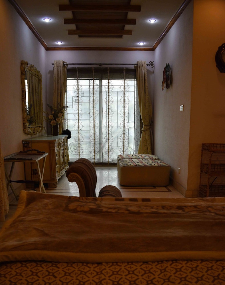 Lahore Home Stay