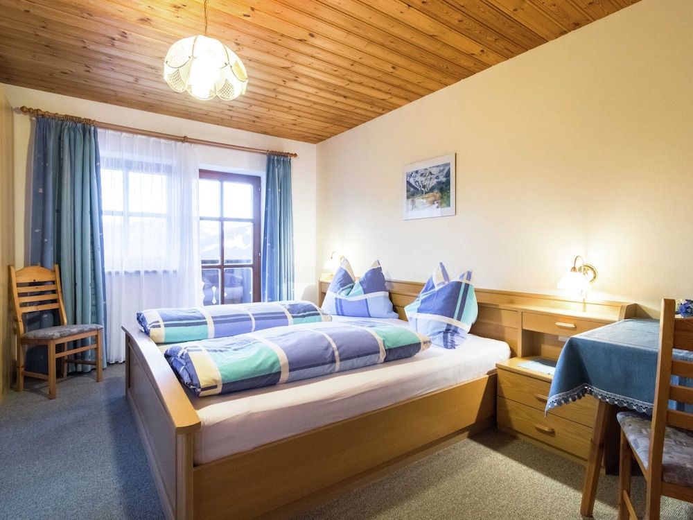 Spacious Apartment with Garden near Ski Area in Wagrain view 2