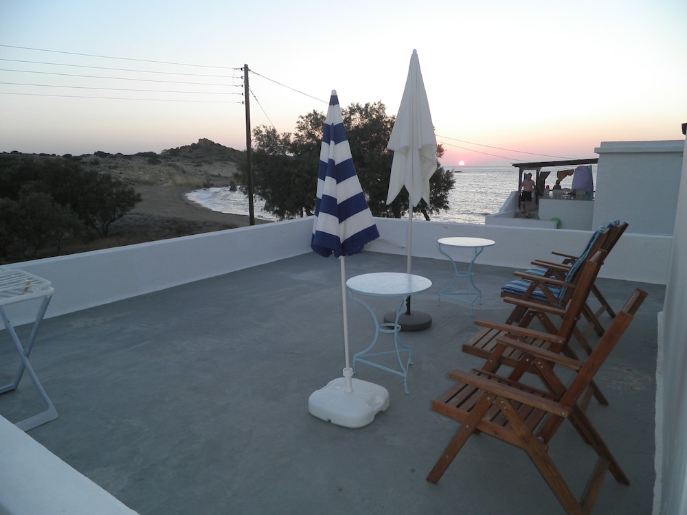 Kavalieros Studios - Property Image 18