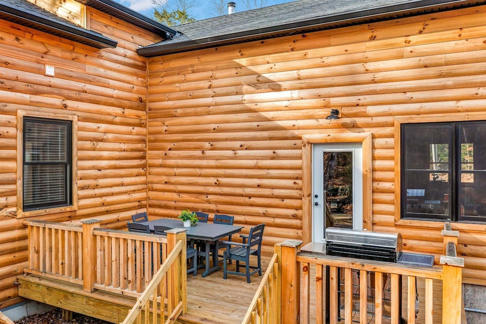 Grand Timber by Avantstay Indoor Pool Sauna Sports Court Game Room More