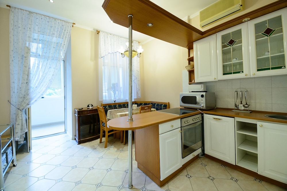 Kiev Accommodation Hotel Service