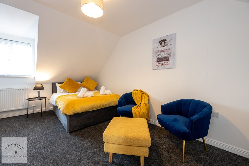 Comfy House - Sleeps 14 - 14 min to City Centre