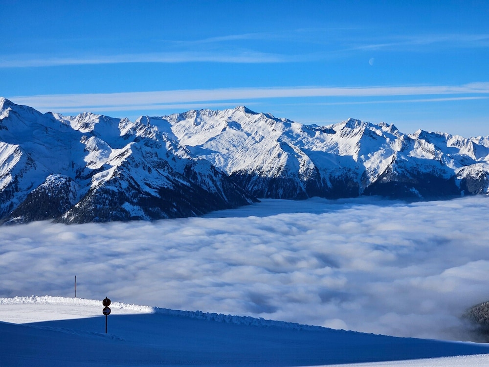 Chalet in Wildkogel With Ski-in/ski-out