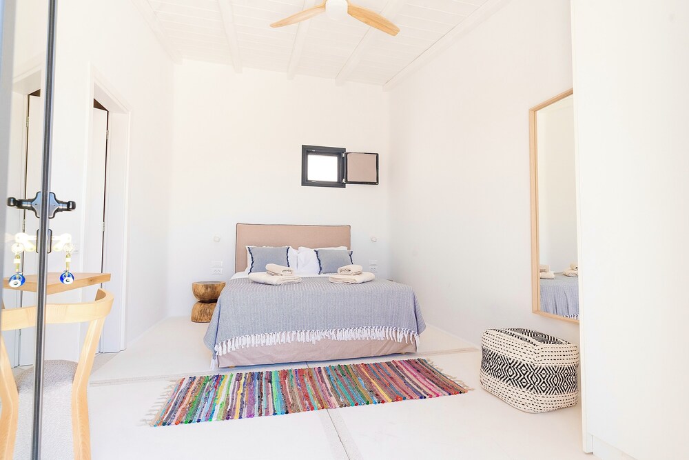 Villa Rhea Elia Beach