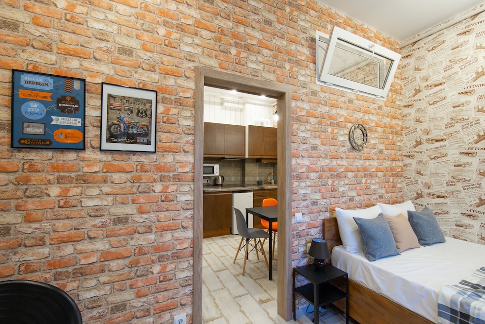 More Apartments na Avtomobilnom 58A - 2 view 4