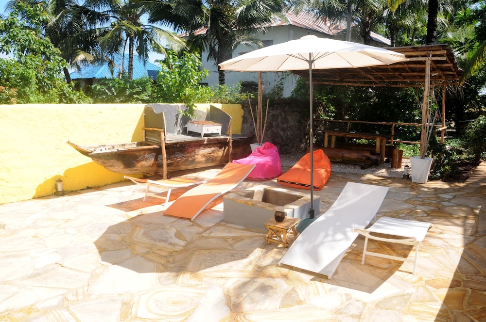 Kiwengwa Vacations - Maisha Marefu Apartments - Property Image 10