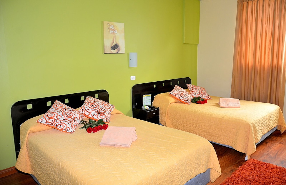 Hostal Terra 3 Base Aerea
