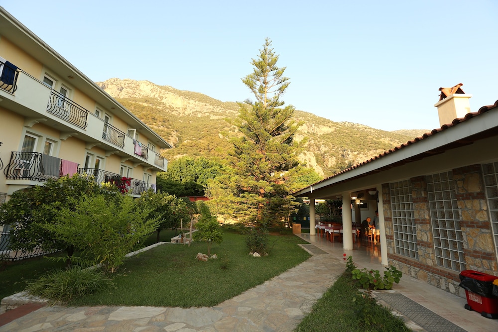 Mavruka Hotel - Image 10