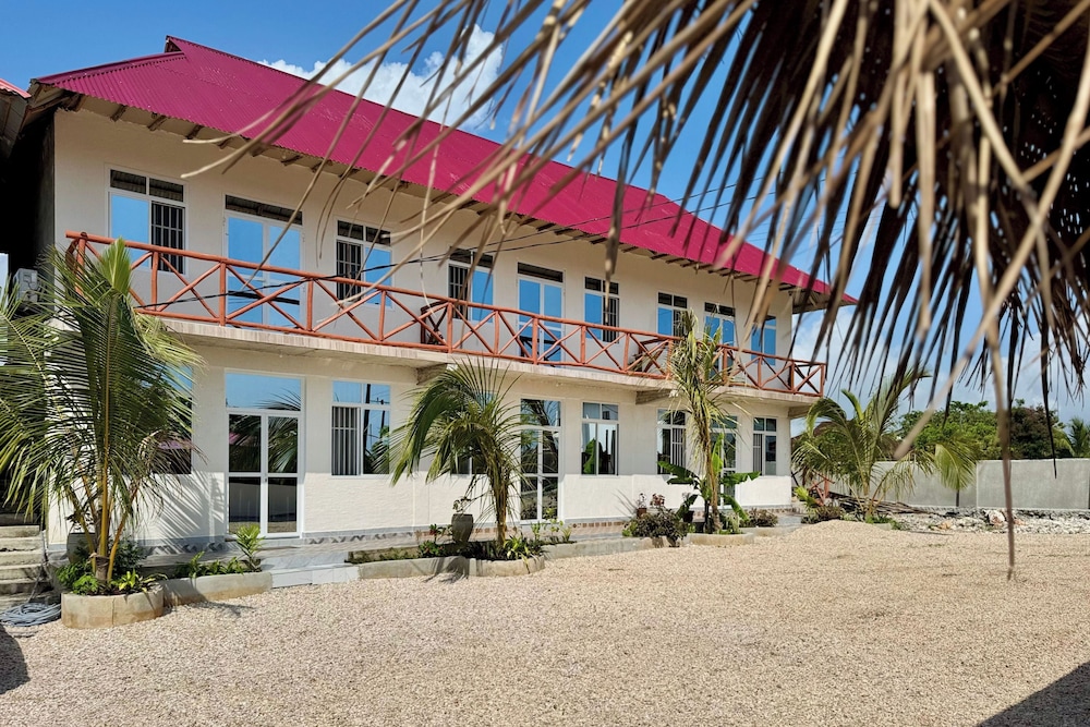 Zanzibar Lodge