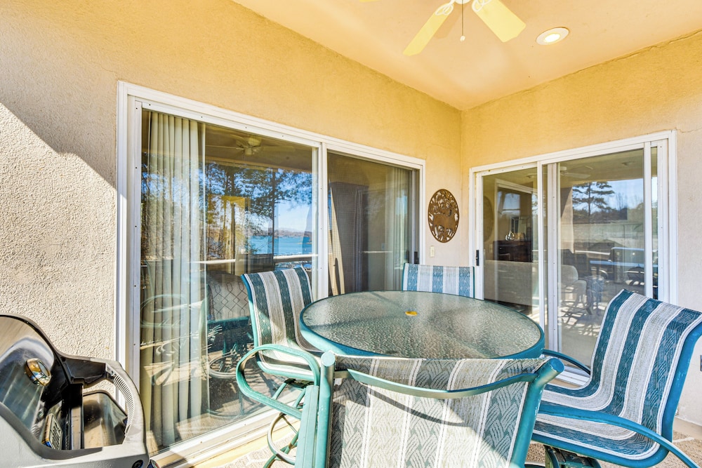 Boat, Golf & Swim: Keowee Key Condo w/ Lake Views