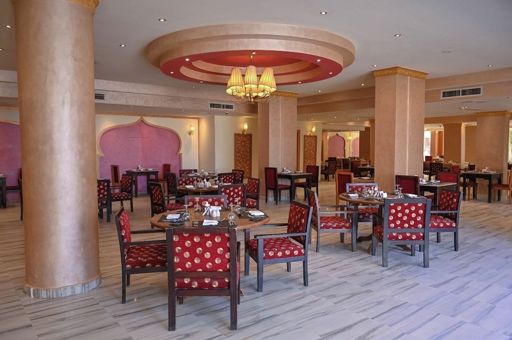 Riviera Aqua Park Resort