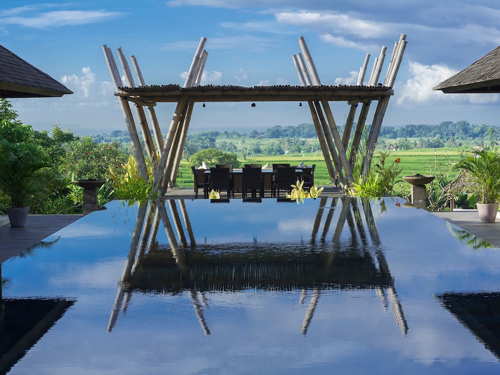 Mandalay Villas