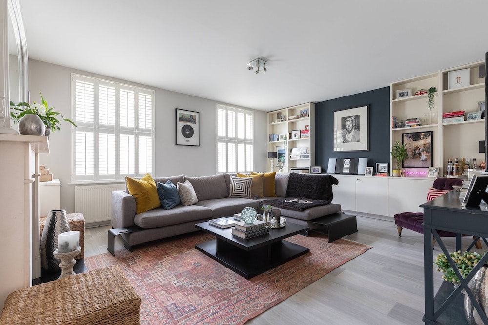 Oakley Street VII by Onefinestay