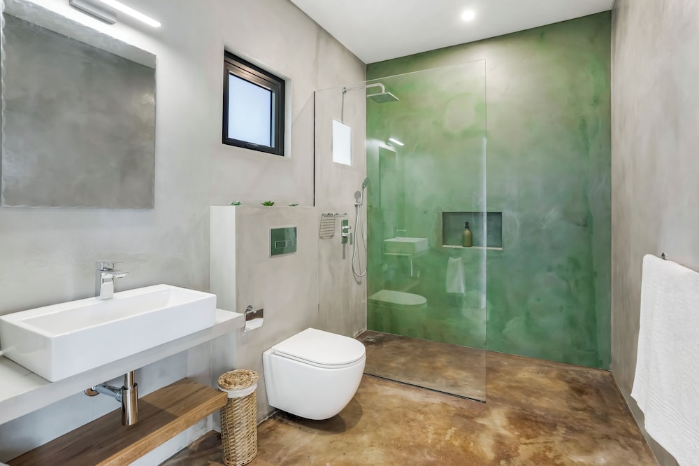 Red Palm Luxury Villas with Private Pools