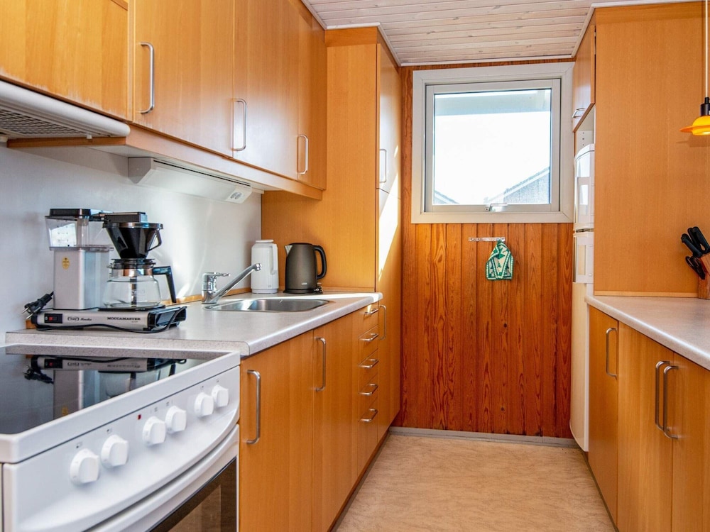 Quaint Holiday Home in Harboøre Jutland near Sea view 4