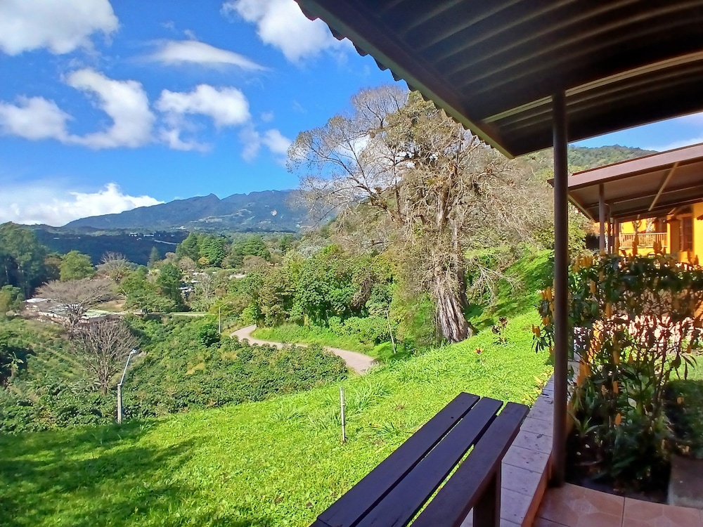 El Santuario Ecolodge