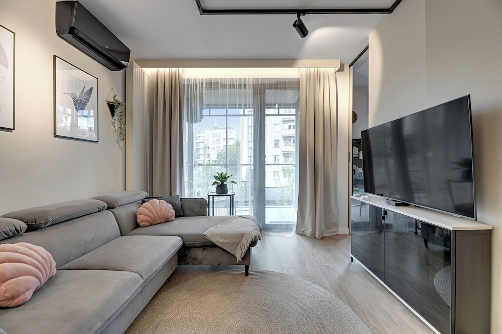 Lion Apartments - Apartments & Studio