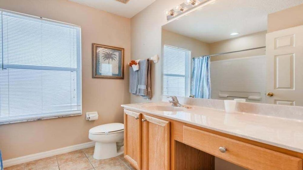 Emerald Magic - 5 Br W/ Private Pool -near Disney 5 Bedroom Villa