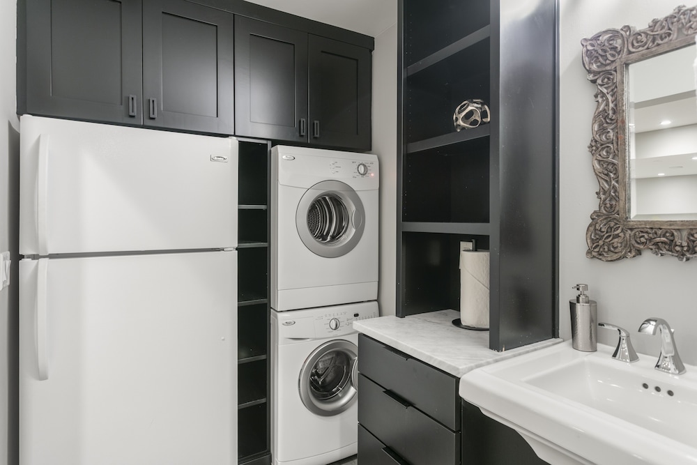 1158 - Three Bedroom Deluxe Stonebridge 3 Condo