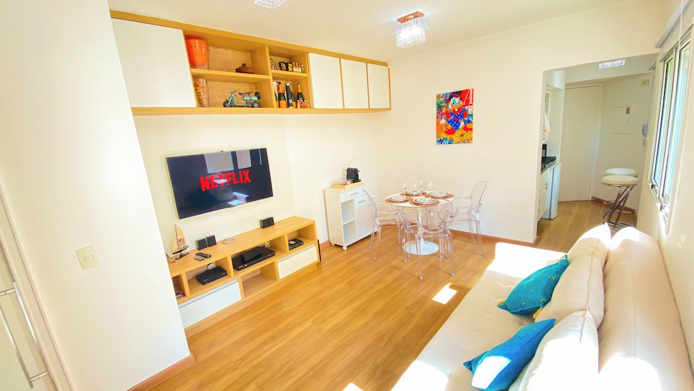 AC, vaga, academia Vila Olímpia | Brazilian Corner