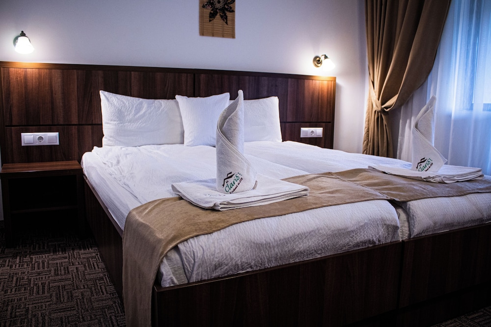Hotel Claris Valiug