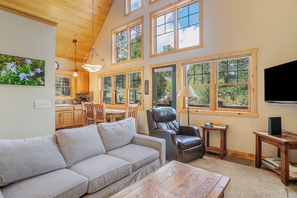 Cozy Solitude Cabins - Estes Park CO