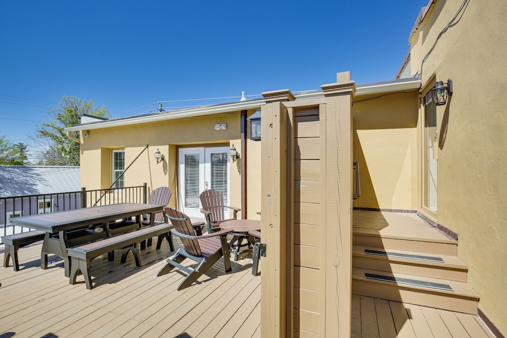 Walkable Main Street Blowing Rock Apartment! view 5
